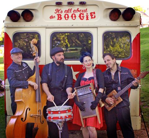 April Mae and the June Bugs Quartet Photo